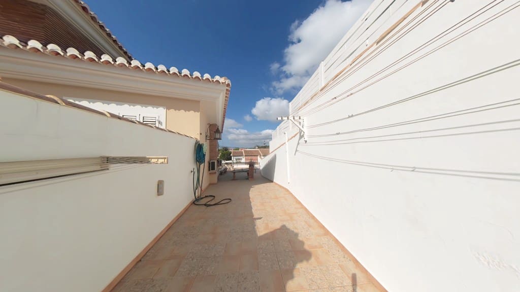 5 soverom Villa til salgs i Caleta de Velez med garasje - € 995 000 (Ref: 9248051)