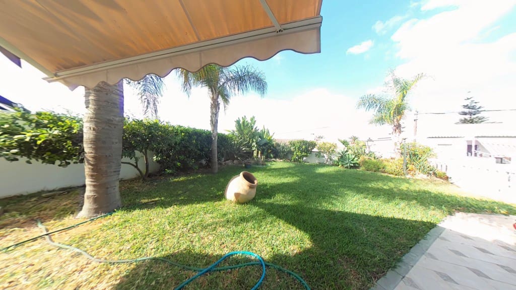 5 soverom Villa til salgs i Caleta de Velez med garasje - € 995 000 (Ref: 9248051)