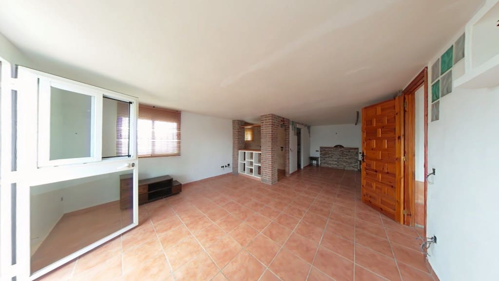 5 sypialnia Finka/Dom wiejski na sprzedaż w Torrox z garażem - 450 000 € (Ref: 9353174)