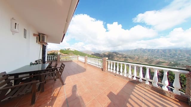 5 soverom Finca/Herregård til salgs i Torrox med garasje - € 450 000 (Ref: 9353174)