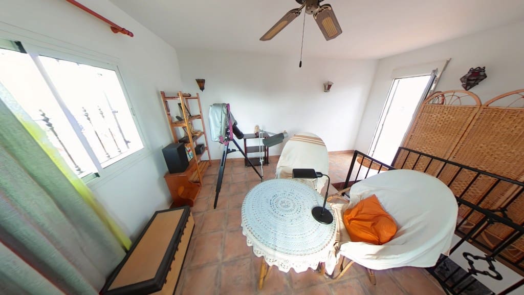 5 sypialnia Finka/Dom wiejski na sprzedaż w Torrox z garażem - 450 000 € (Ref: 9353174)