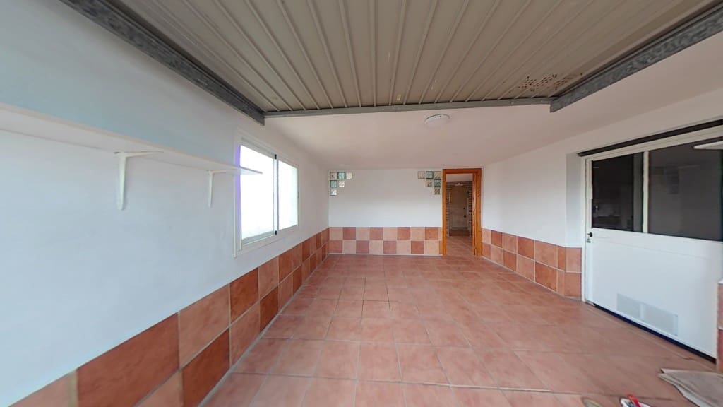 5 sypialnia Finka/Dom wiejski na sprzedaż w Torrox z garażem - 450 000 € (Ref: 9353174)