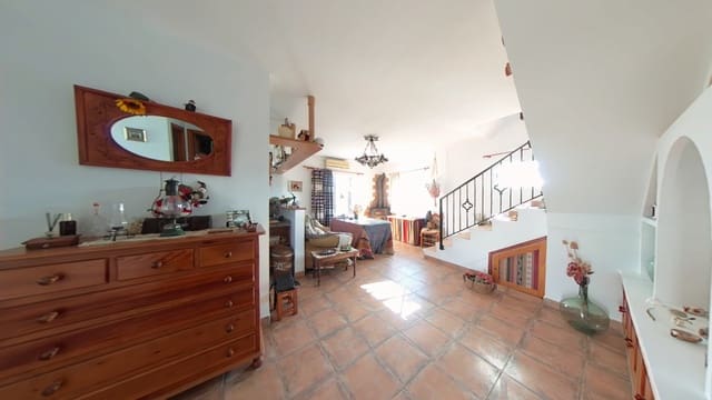 5 soverom Finca/Herregård til salgs i Torrox med garasje - € 450 000 (Ref: 9353174)