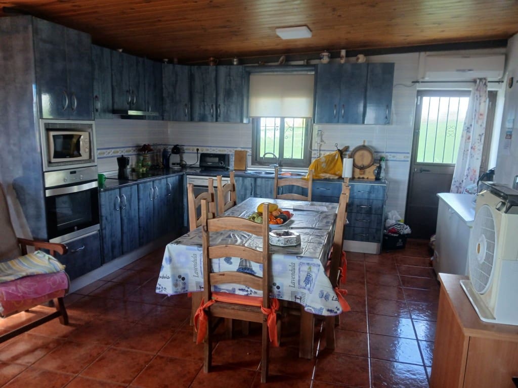 2 soveværelse Finca/Landehus til salg i Nerja med swimmingpool - € 465.000 (Ref: 9419025)