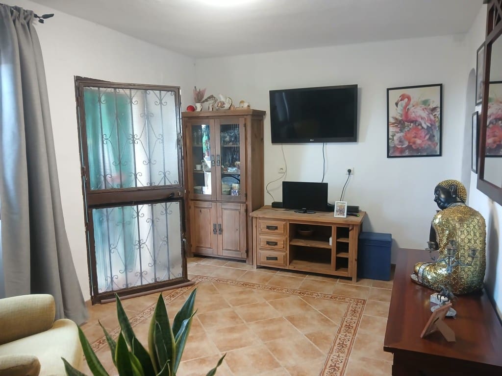 2 soveværelse Finca/Landehus til salg i Nerja med swimmingpool - € 465.000 (Ref: 9419025)