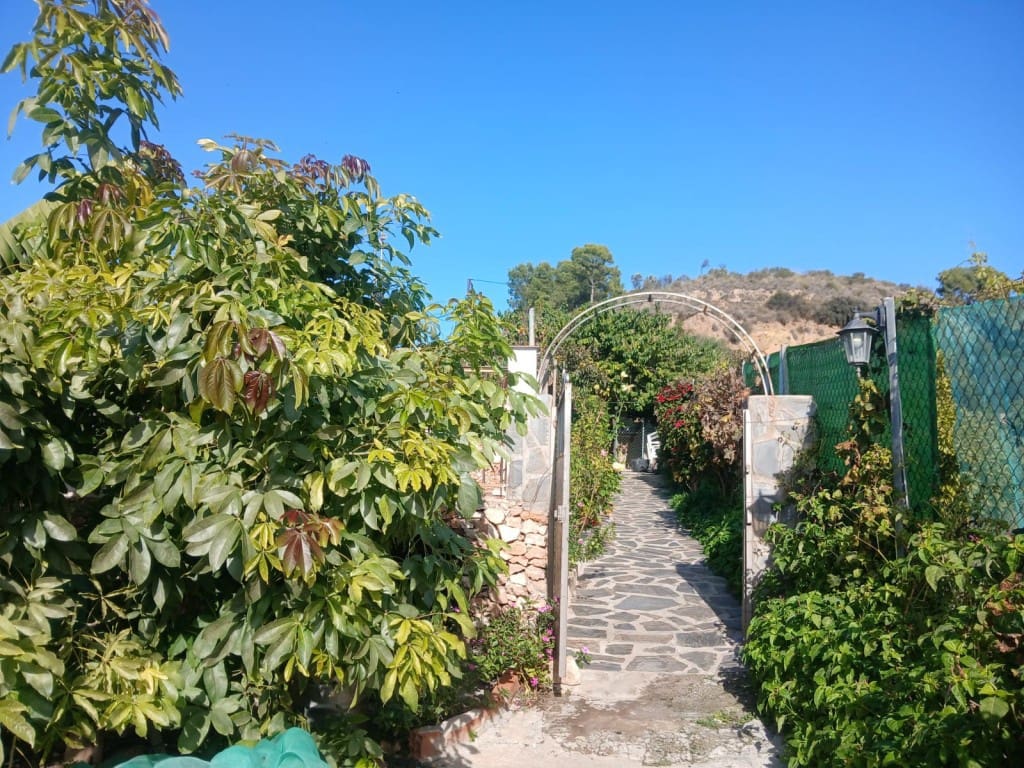 2 soveværelse Finca/Landehus til salg i Nerja med swimmingpool - € 465.000 (Ref: 9419025)