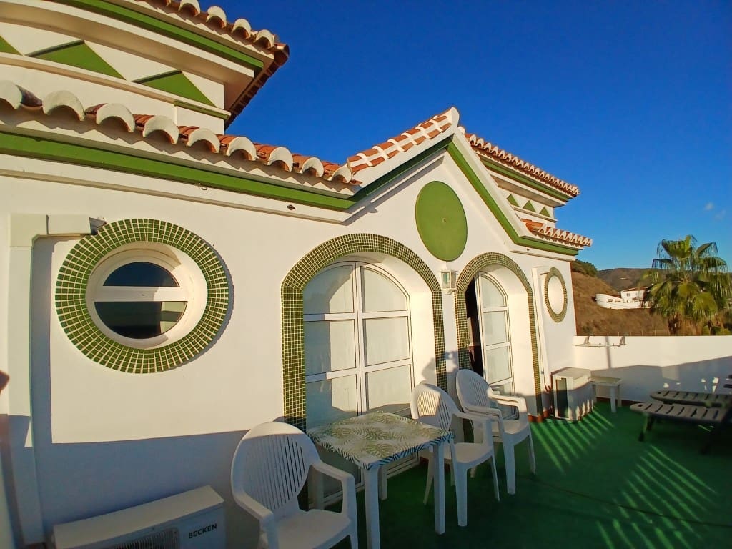 4 makuuhuone Huvila myytävänä paikassa Torrox-Costa mukana uima-altaan - 1 100 000 € (Ref: 9433062)