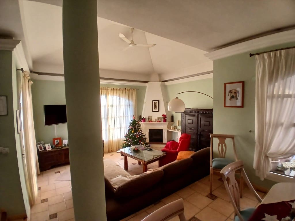 4 makuuhuone Huvila myytävänä paikassa Torrox-Costa mukana uima-altaan - 1 100 000 € (Ref: 9433062)