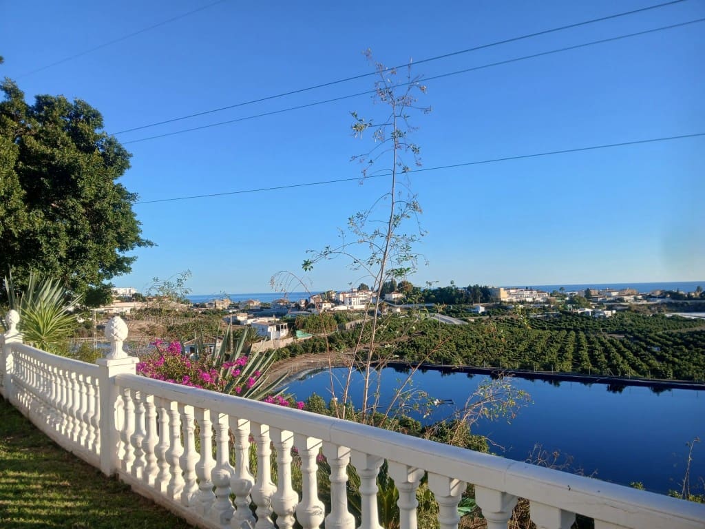 4 makuuhuone Huvila myytävänä paikassa Torrox-Costa mukana uima-altaan - 1 100 000 € (Ref: 9433062)