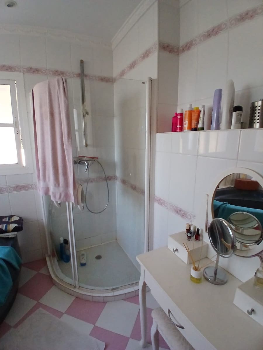 4 makuuhuone Huvila myytävänä paikassa Torrox-Costa mukana uima-altaan - 1 100 000 € (Ref: 9433062)