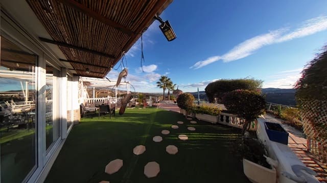 4 soverom Finca/Herregård til salgs i Triana, Vélez-Málaga med svømmebasseng - € 460 000 (Ref: 9450985)