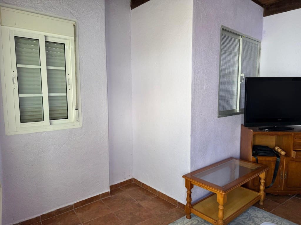 9 soveværelse Byhus til salg i Corumbela - € 89.000 (Ref: 9535517)