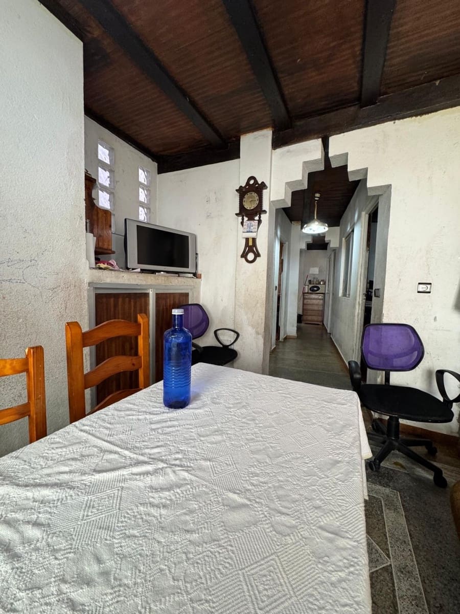 9 soveværelse Byhus til salg i Corumbela - € 89.000 (Ref: 9535517)