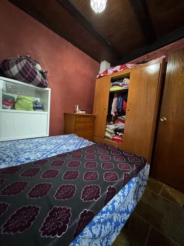 9 soveværelse Byhus til salg i Corumbela, Sayalonga - € 89.000 (Ref: 9535517)