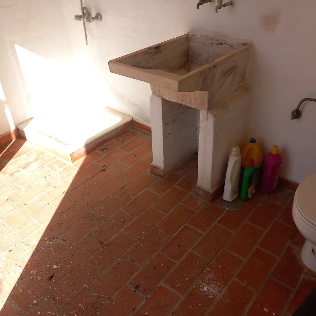 4 bedroom Townhouse for sale in Salares - € 59,000 (Ref: 9535518)