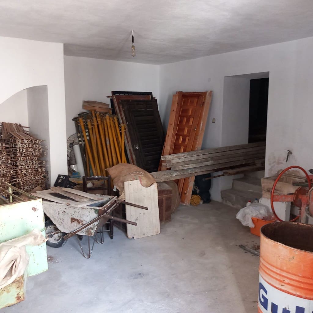 4 bedroom Townhouse for sale in Salares - € 59,000 (Ref: 9535518)