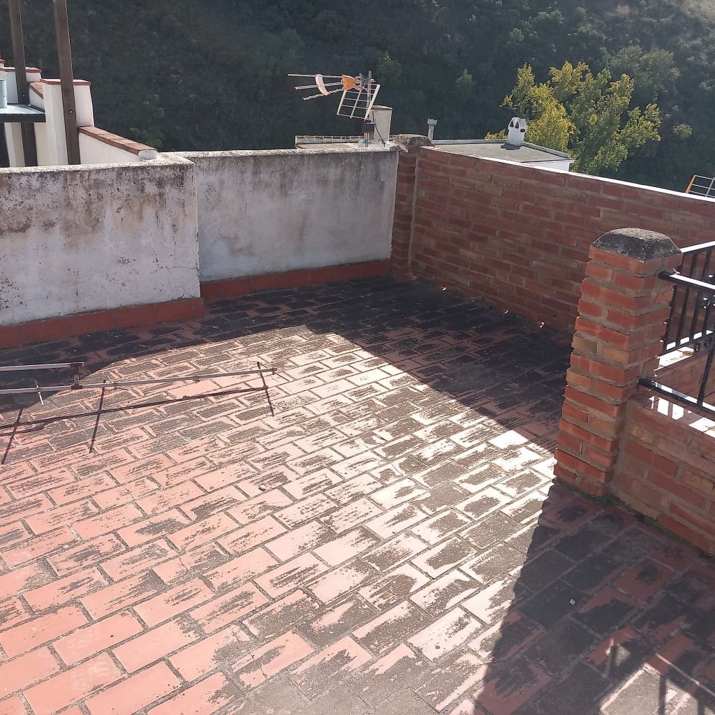 4 bedroom Townhouse for sale in Salares - € 59,000 (Ref: 9535518)