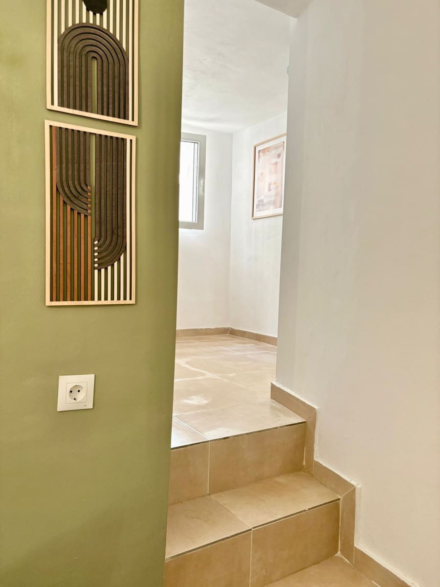 2 soveværelse Byhus til salg i Velez-Malaga - € 169.000 (Ref: 9636452)