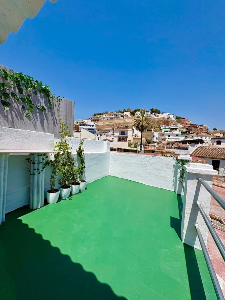 2 soveværelse Byhus til salg i Velez-Malaga - € 169.000 (Ref: 9636452)