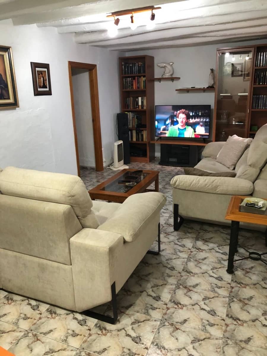 4 bedroom Townhouse for sale in Vinuela - € 150,000 (Ref: 9643766)