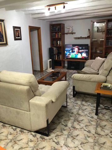 4 slaapkamer Huis te koop in Viñuela - € 148.000 (Ref: 9643766)