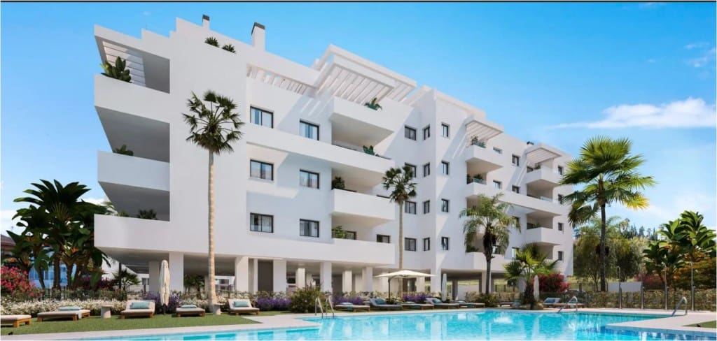 2 Zimmer Apartment zu verkaufen in Algarrobo Costa mit Pool - 297.000 € (Ref: 9673828)