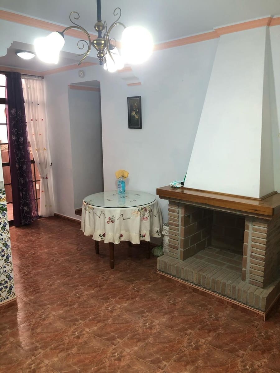 4 bedroom Townhouse for sale in Archez - € 169,000 (Ref: 9676782)