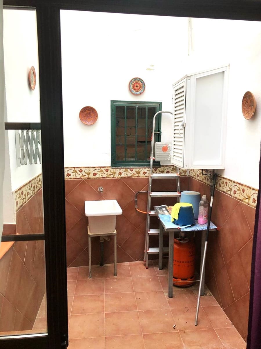 4 bedroom Townhouse for sale in Archez - € 169,000 (Ref: 9676782)