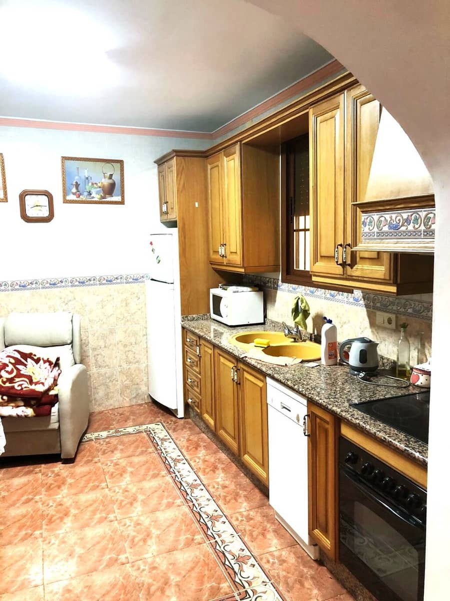 4 bedroom Townhouse for sale in Archez - € 169,000 (Ref: 9676782)