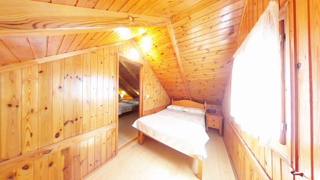 2 slaapkamer Houten huis te koop in Velez-Malaga met zwembad - € 155.000 (Ref: 9751701)