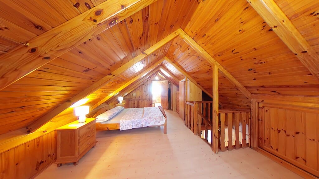 2 slaapkamer Houten huis te koop in Velez-Malaga met zwembad - € 155.000 (Ref: 9751701)