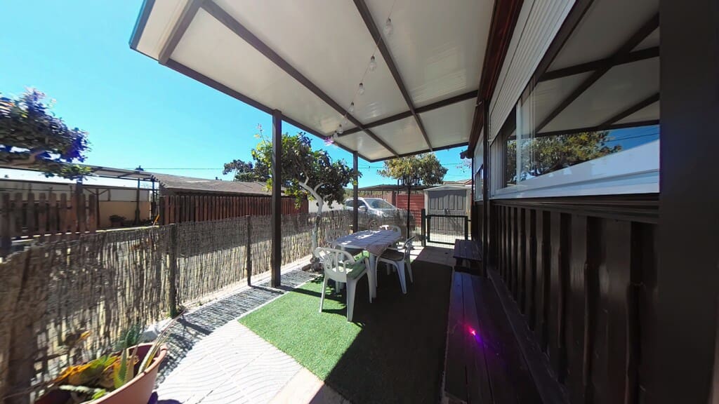 2 slaapkamer Houten huis te koop in Velez-Malaga met zwembad - € 155.000 (Ref: 9751701)