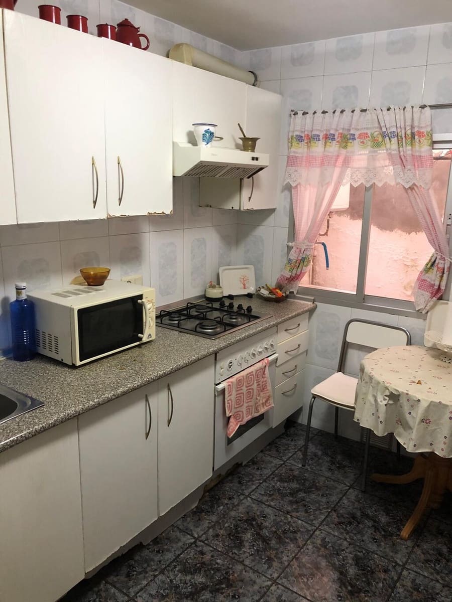 4 soverom Hus til salgs i Canillas de Aceituno - € 160 000 (Ref: 9755432)