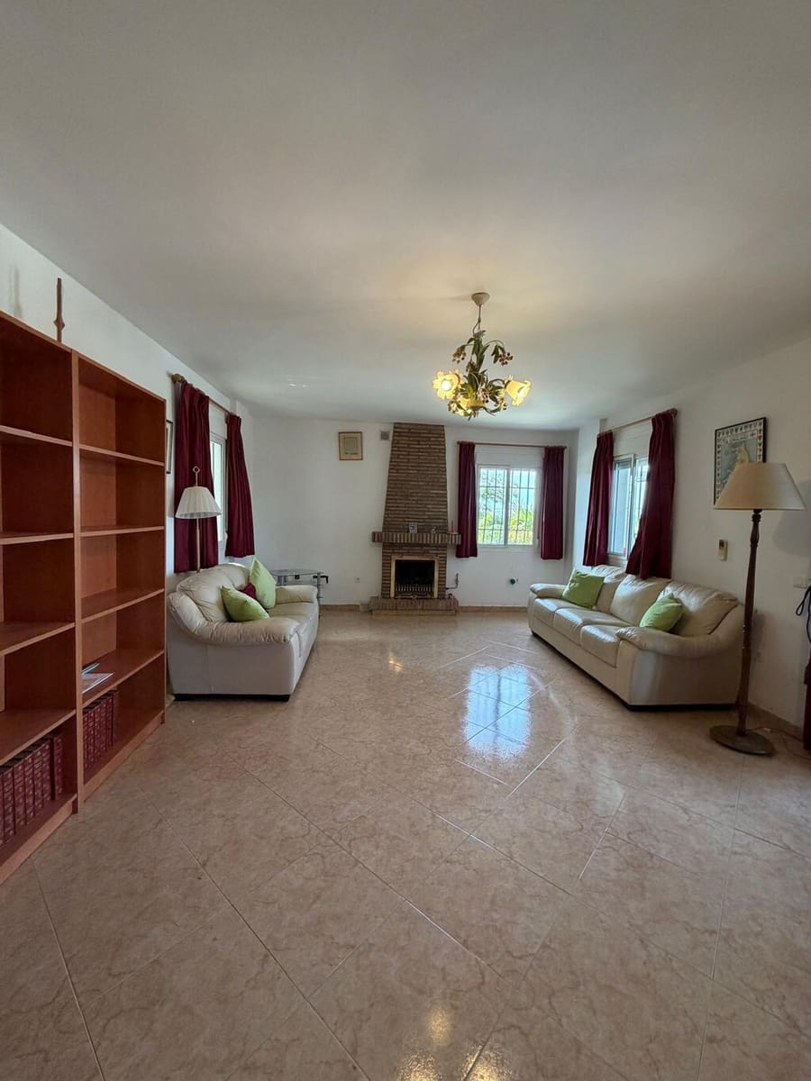 5 soverom Finca/Herregård til salgs i Canillas de Aceituno - € 345 000 (Ref: 9859627)