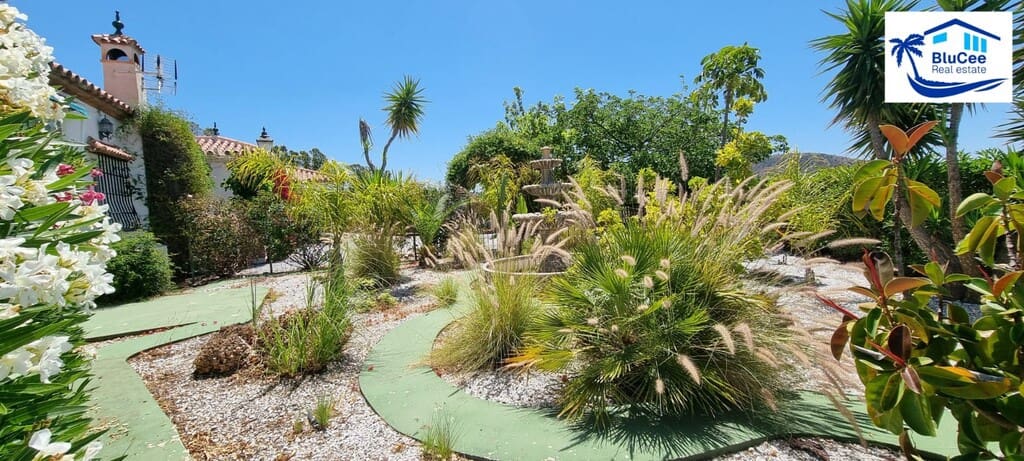 5 soverom Finca/Herregård til salgs i Canillas de Aceituno - € 345 000 (Ref: 9859627)