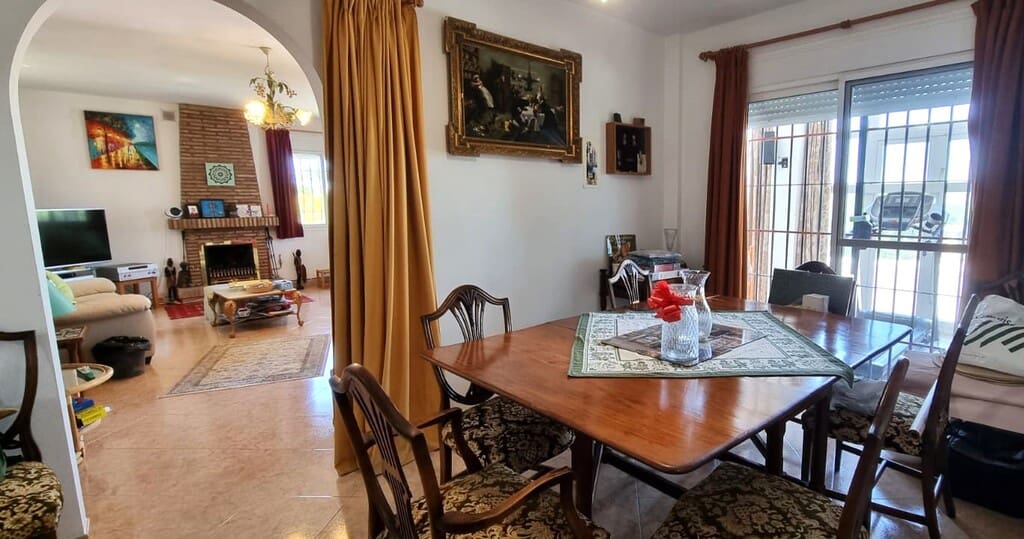 5 soverom Finca/Herregård til salgs i Canillas de Aceituno - € 345 000 (Ref: 9859627)