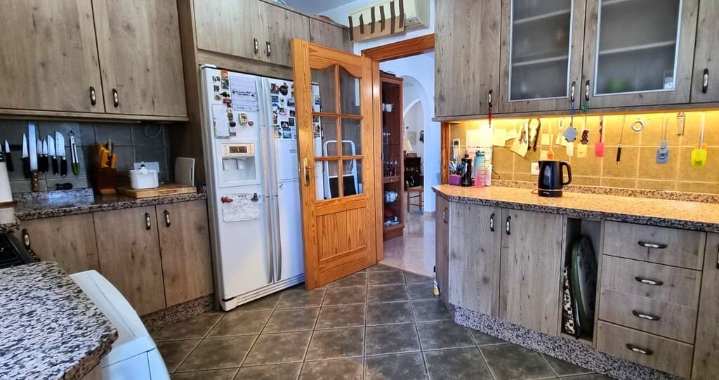 5 soverom Finca/Herregård til salgs i Canillas de Aceituno - € 345 000 (Ref: 9859627)