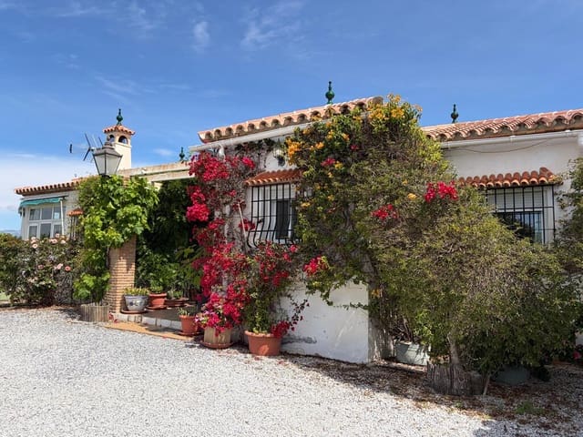 5 soverom Finca/Herregård til salgs i Canillas de Aceituno - € 345 000 (Ref: 9859627)