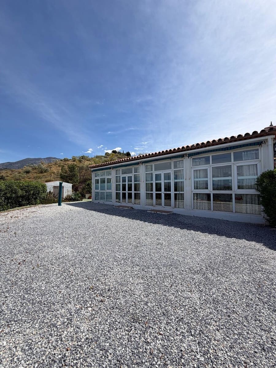 5 soverom Finca/Herregård til salgs i Canillas de Aceituno - € 345 000 (Ref: 9859627)