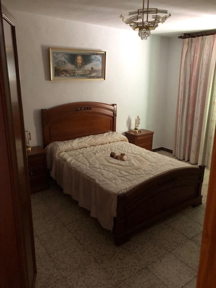 Townhouse for sale in Competa - € 280,000 (Ref: 9866726)