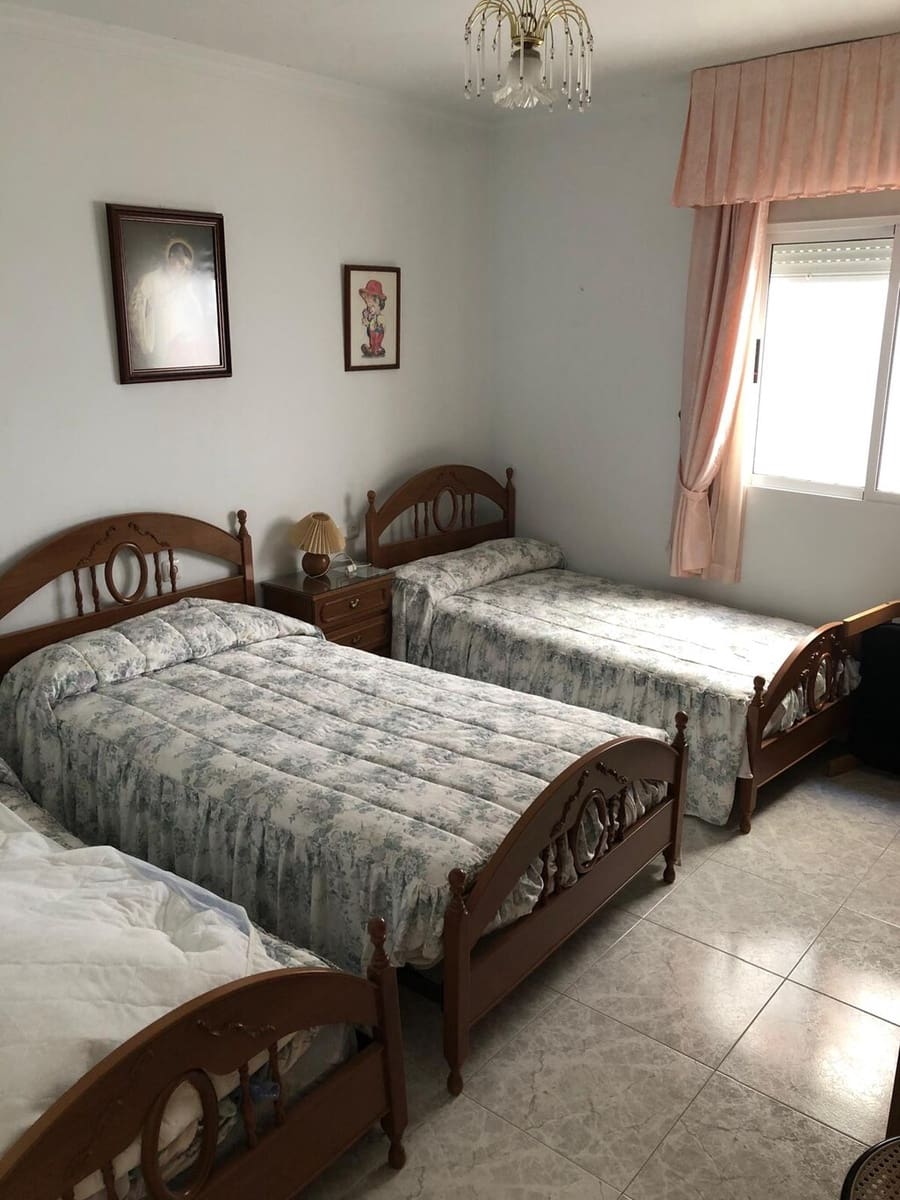 Townhouse for sale in Competa - € 280,000 (Ref: 9866726)