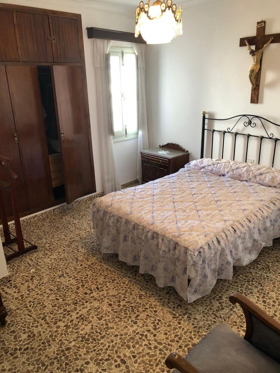 11 Zimmer Haus zu verkaufen in Competa - 212.000 € (Ref: 9868368)