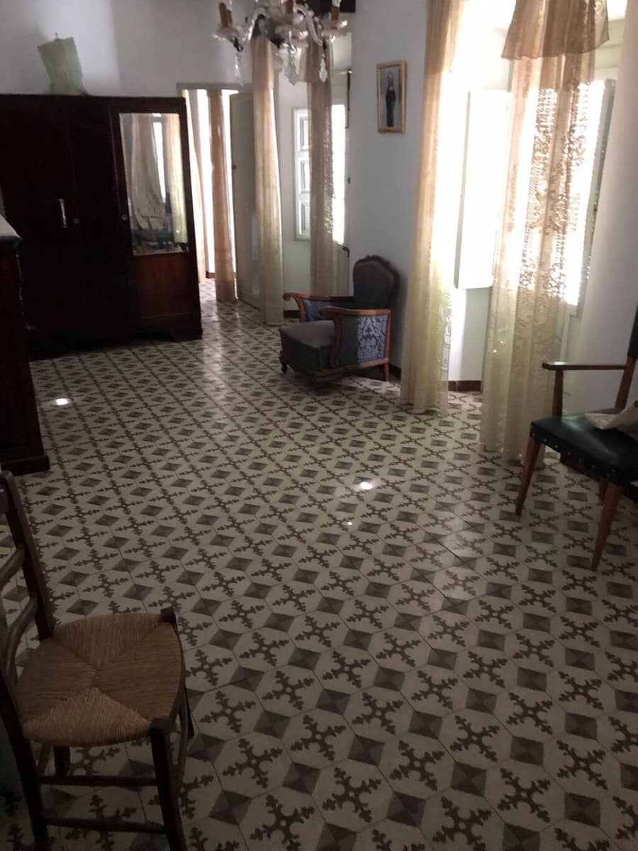 11 Zimmer Haus zu verkaufen in Competa - 212.000 € (Ref: 9868368)