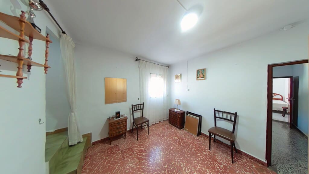 4 bedroom Townhouse for sale in Algarrobo - € 175,000 (Ref: 9884242)