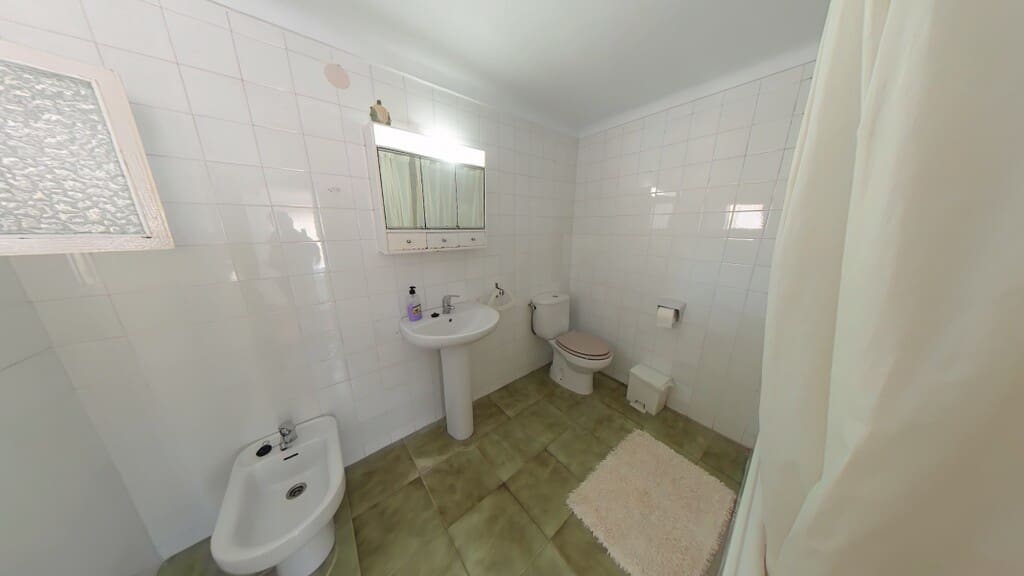 4 bedroom Townhouse for sale in Algarrobo - € 175,000 (Ref: 9884242)