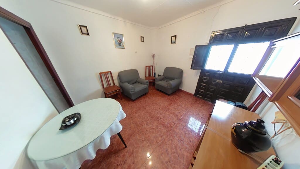 4 bedroom Townhouse for sale in Algarrobo - € 175,000 (Ref: 9884242)
