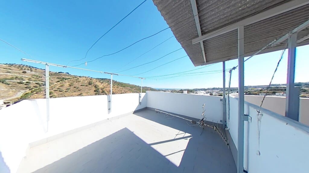 4 bedroom Townhouse for sale in Algarrobo - € 175,000 (Ref: 9884242)