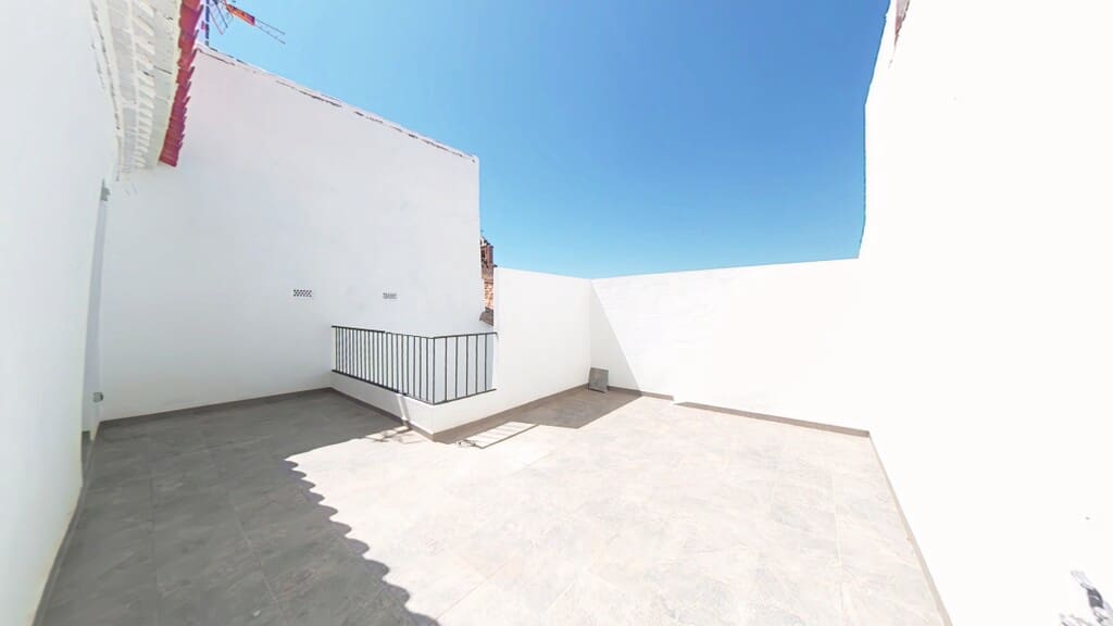 2 bedroom Townhouse for sale in Periana - € 167,000 (Ref: 9884243)