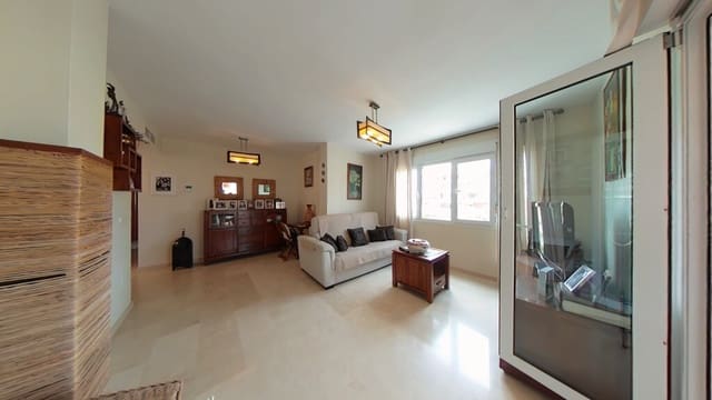 2 makuuhuone Huoneisto myytävänä paikassa Torrox-Costa, Torrox - 365 000 € (Ref: 9887957)