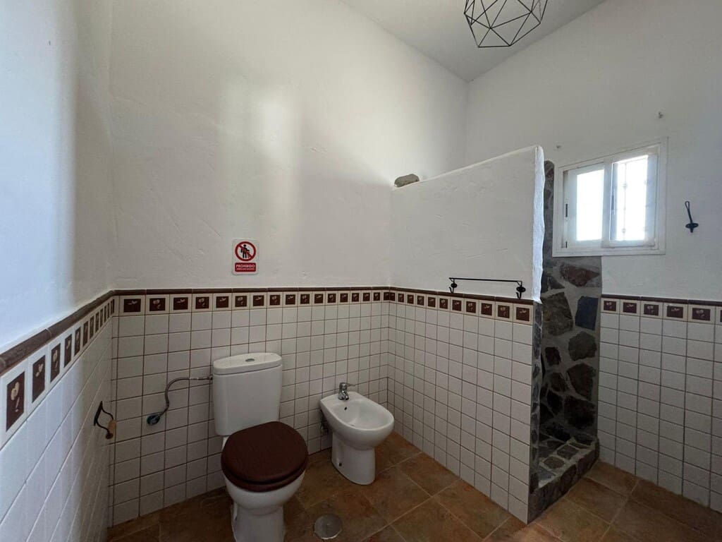 3 bedroom Finca/Country House for sale in Cutar with pool - € 345,000 (Ref: 9896363)